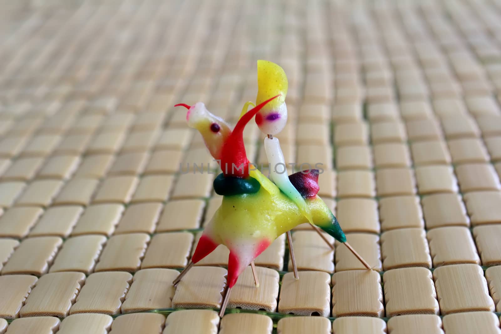 Tohe, the traditional toys in Vietnam made by colored rice powder