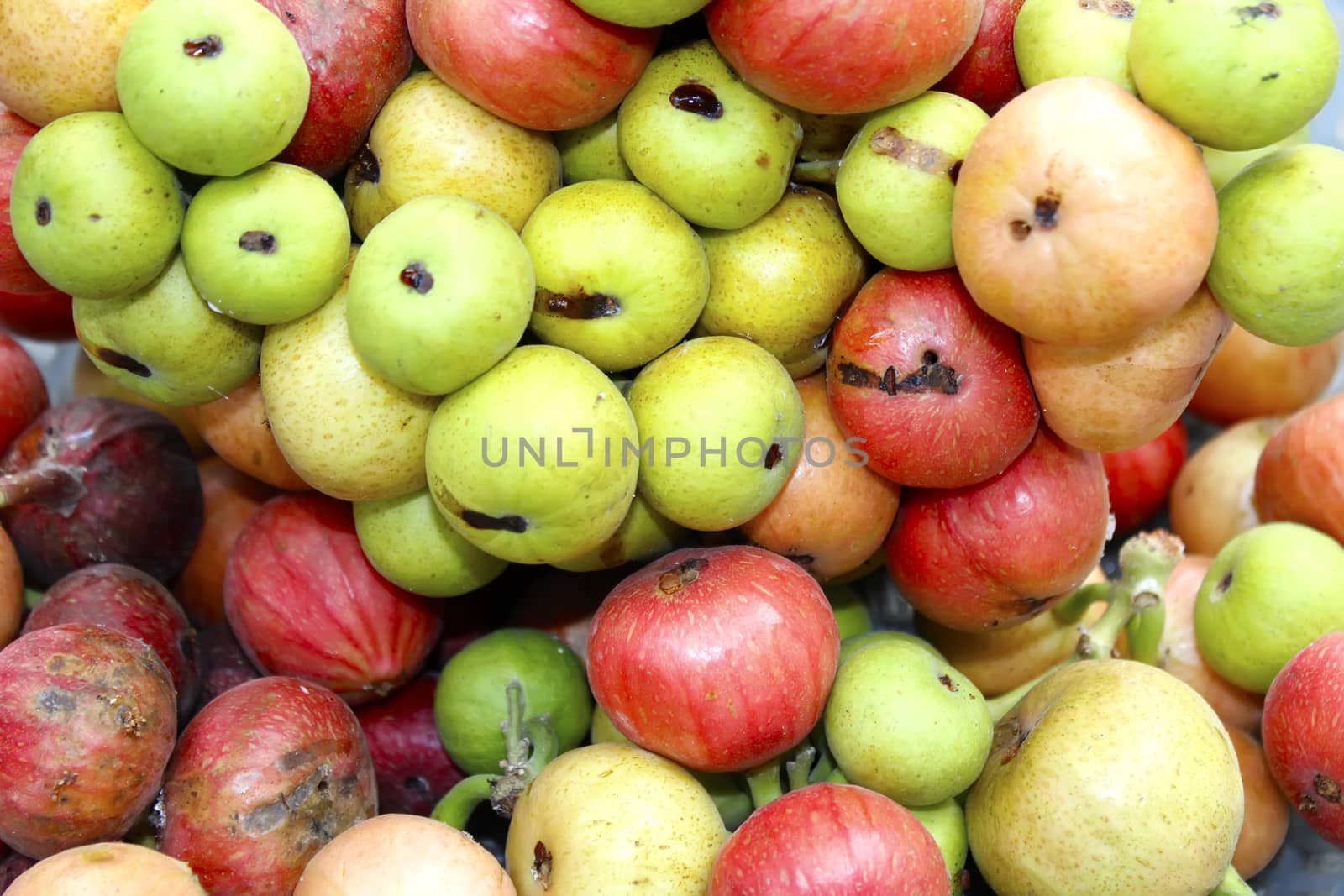 bunch ripe figs