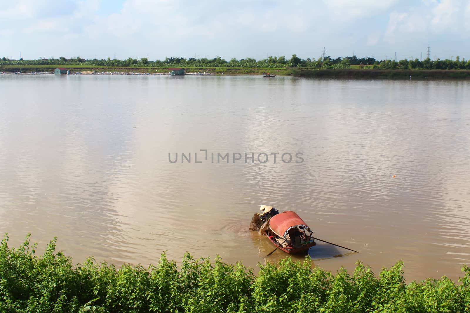 boat on the river by dinhngochung