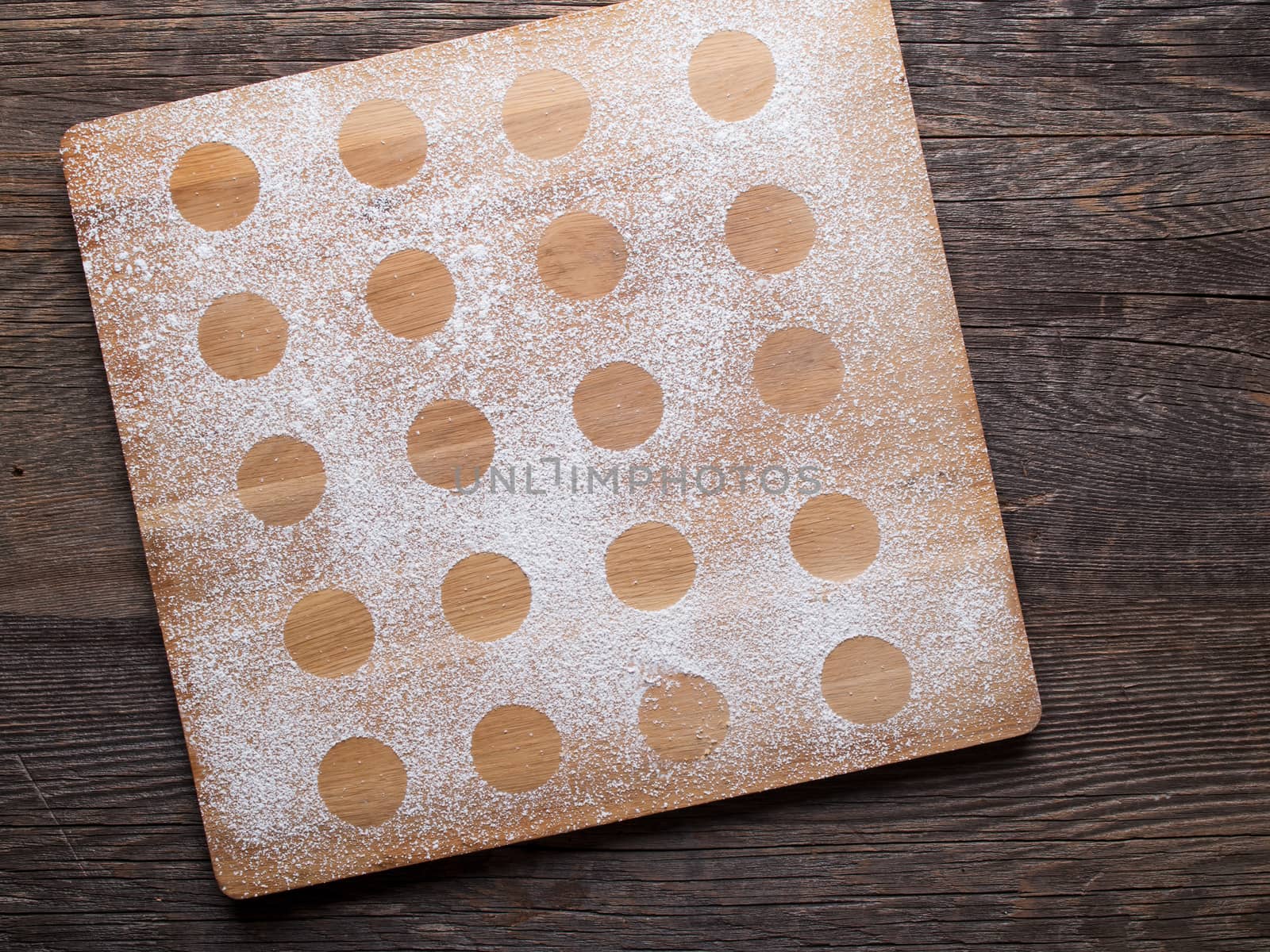 rustic baking board by zkruger