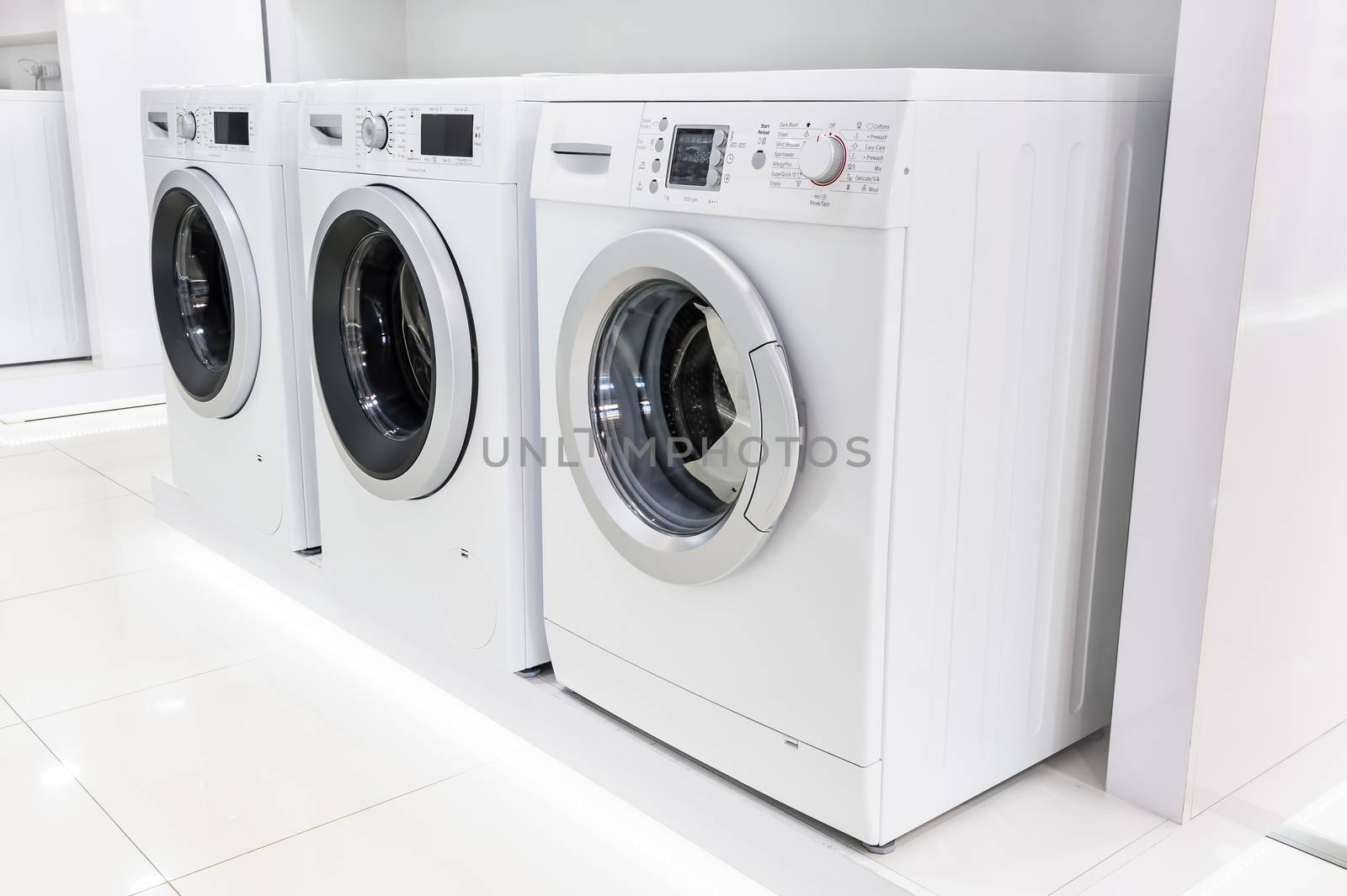 Washing machines, dryer and other domestic appliance equipment in the store