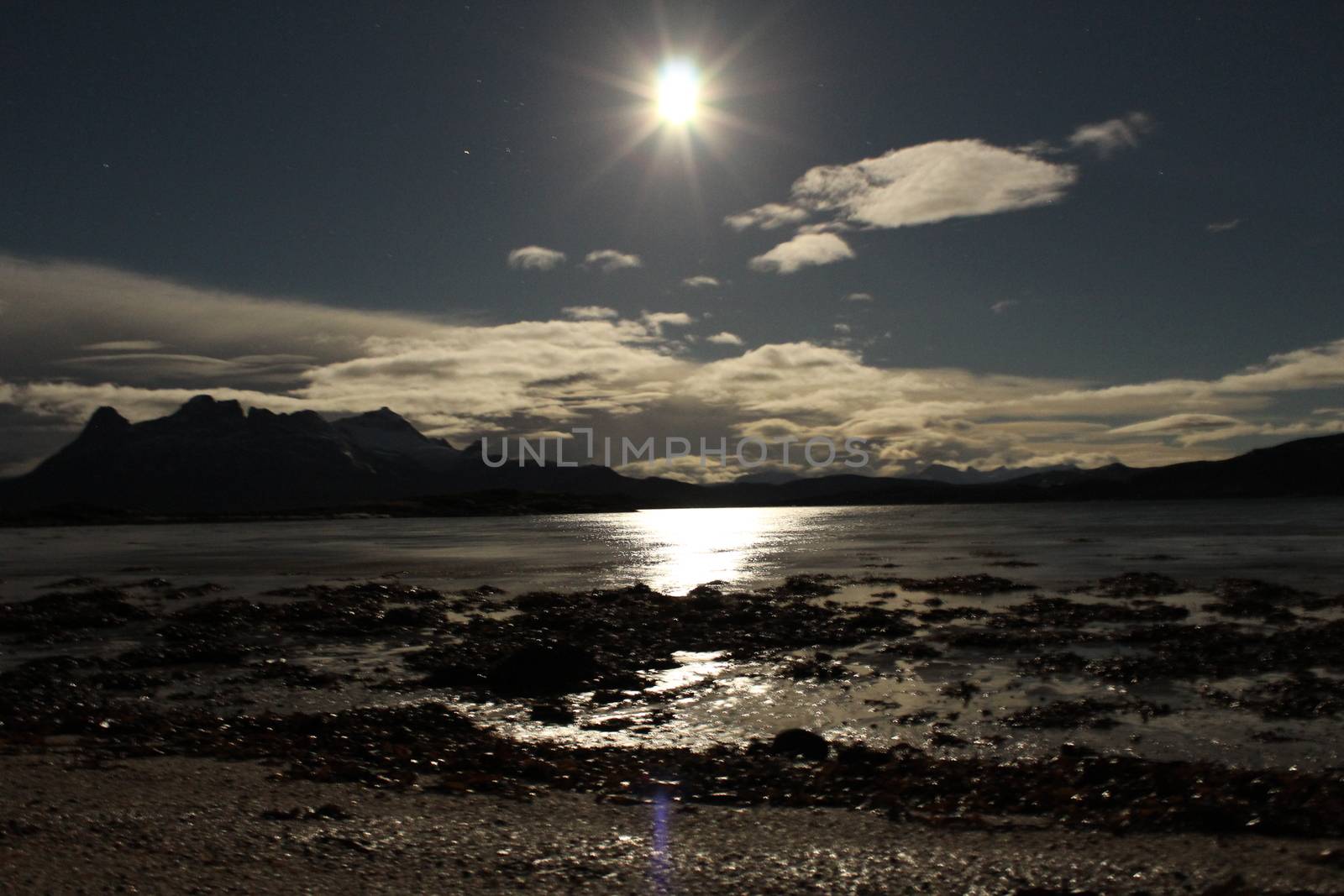Måneskinn, monshine, Hamarøy