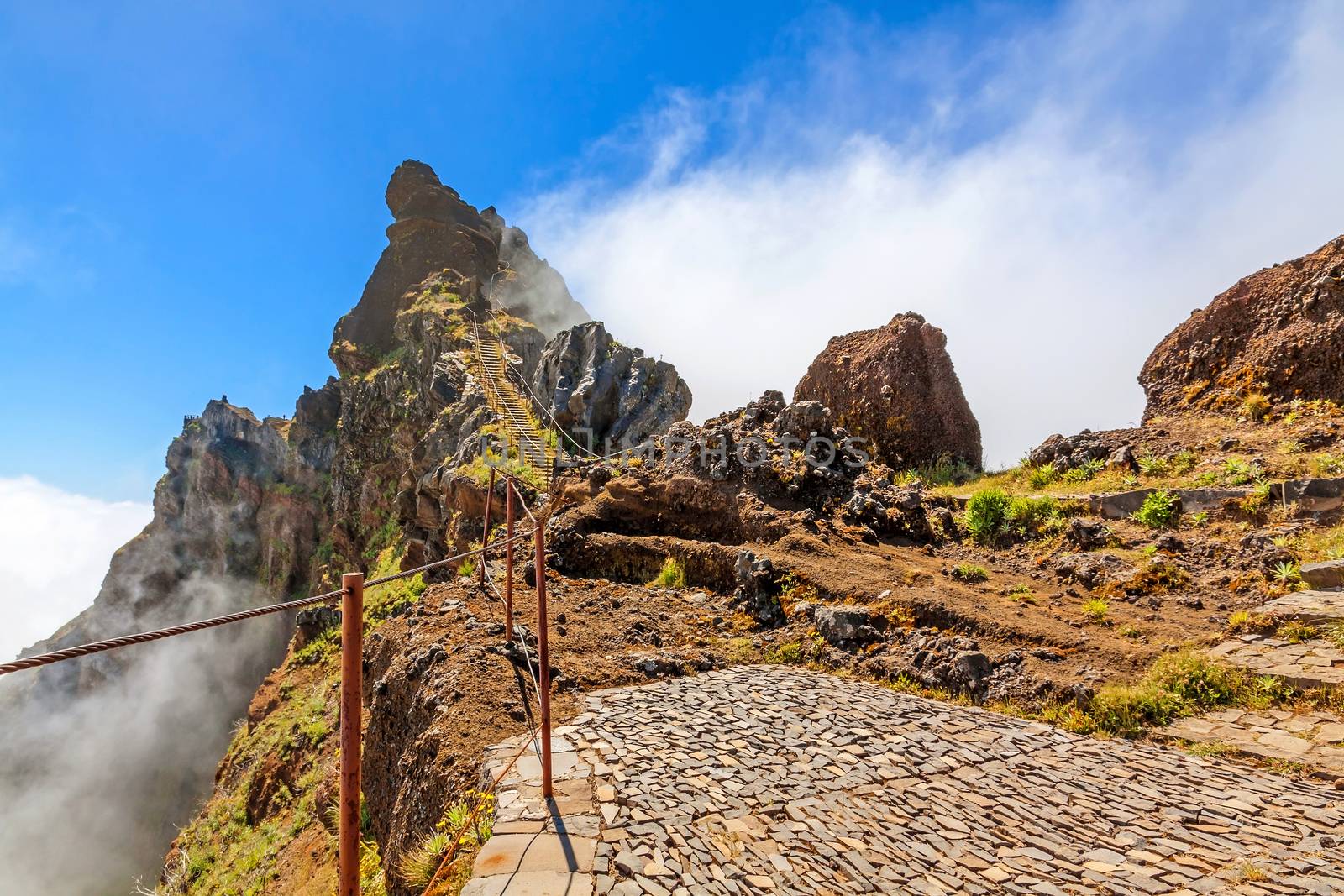 Hiking trail from mountain Pico Arieiro to Pico Ruivo, Madeira