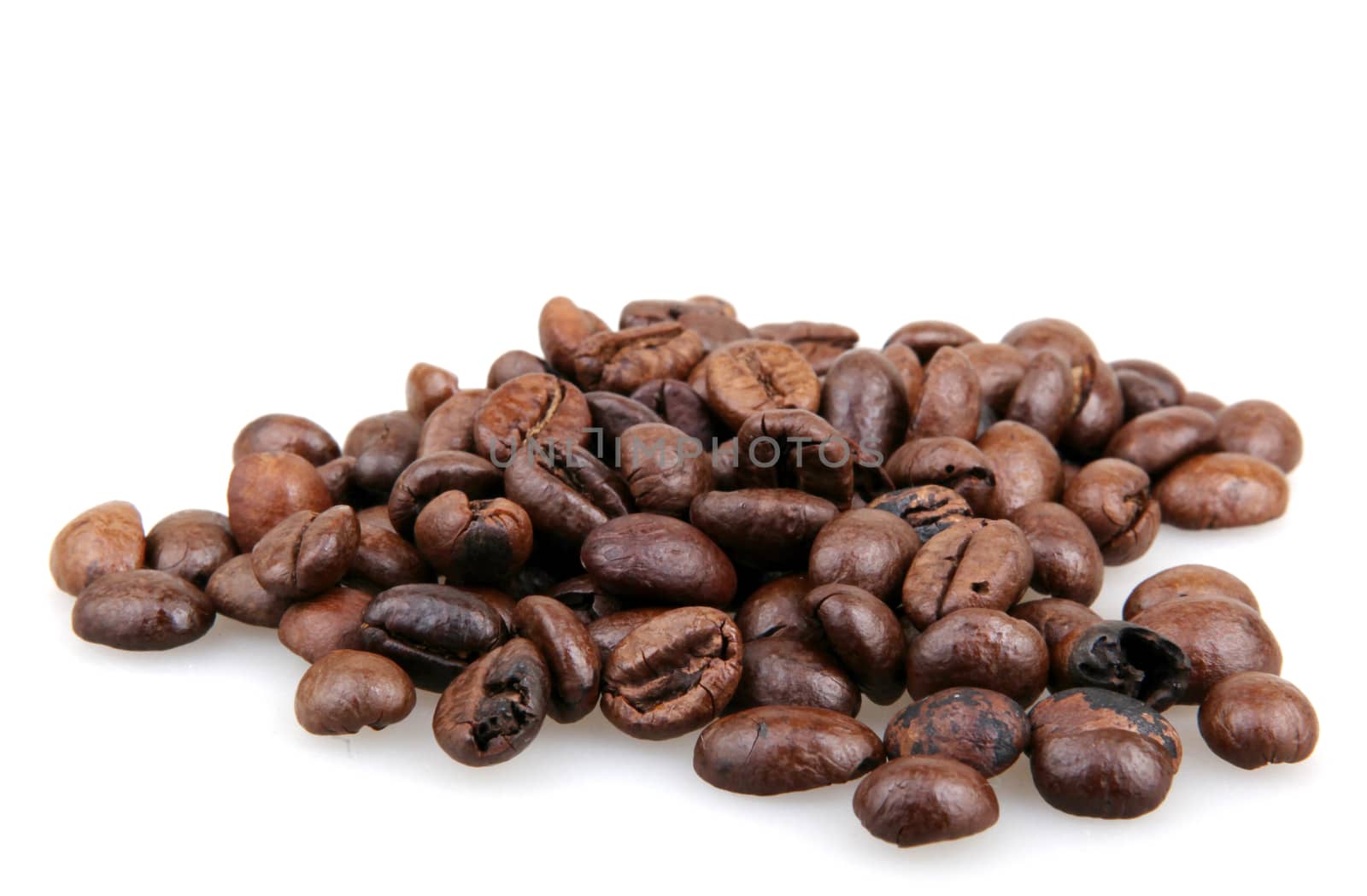 Coffee Beans isolated on white by nenov