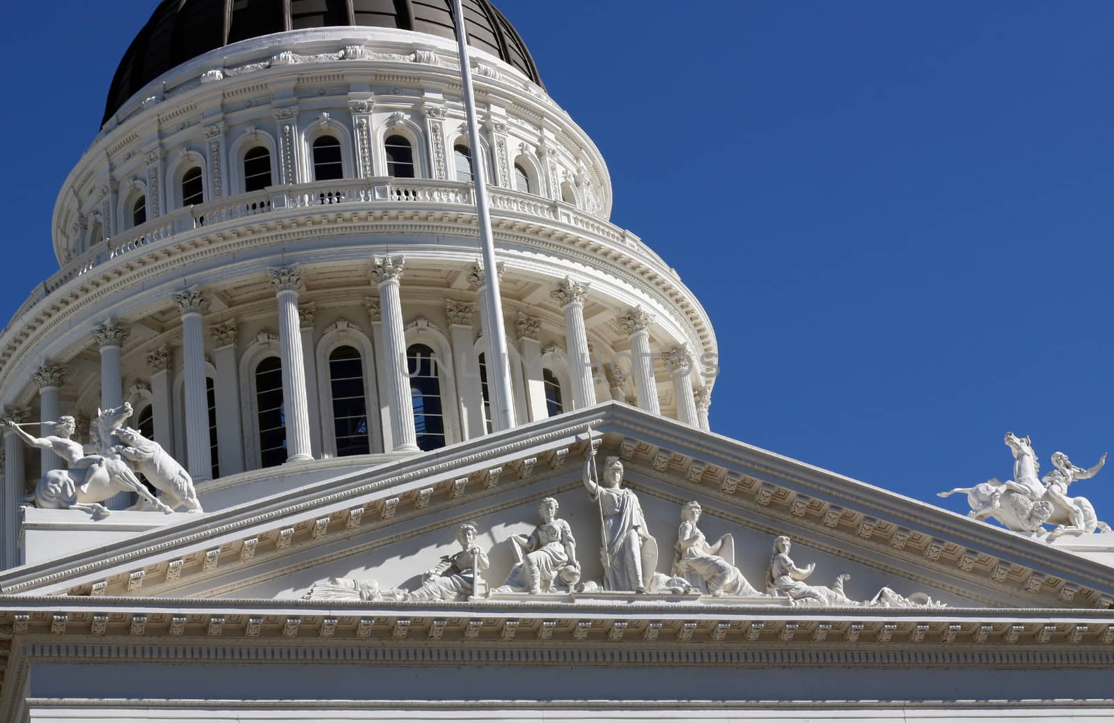 Capitol building in Sacramento California by ziss