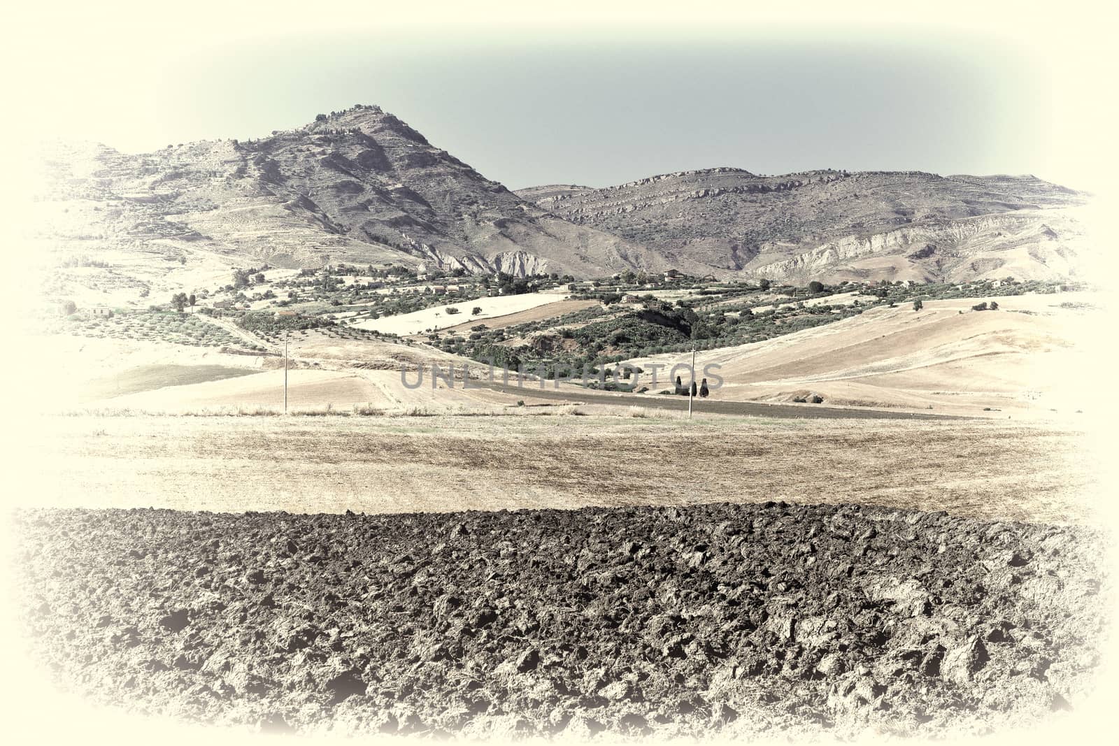 Hills of Sicily by gkuna
