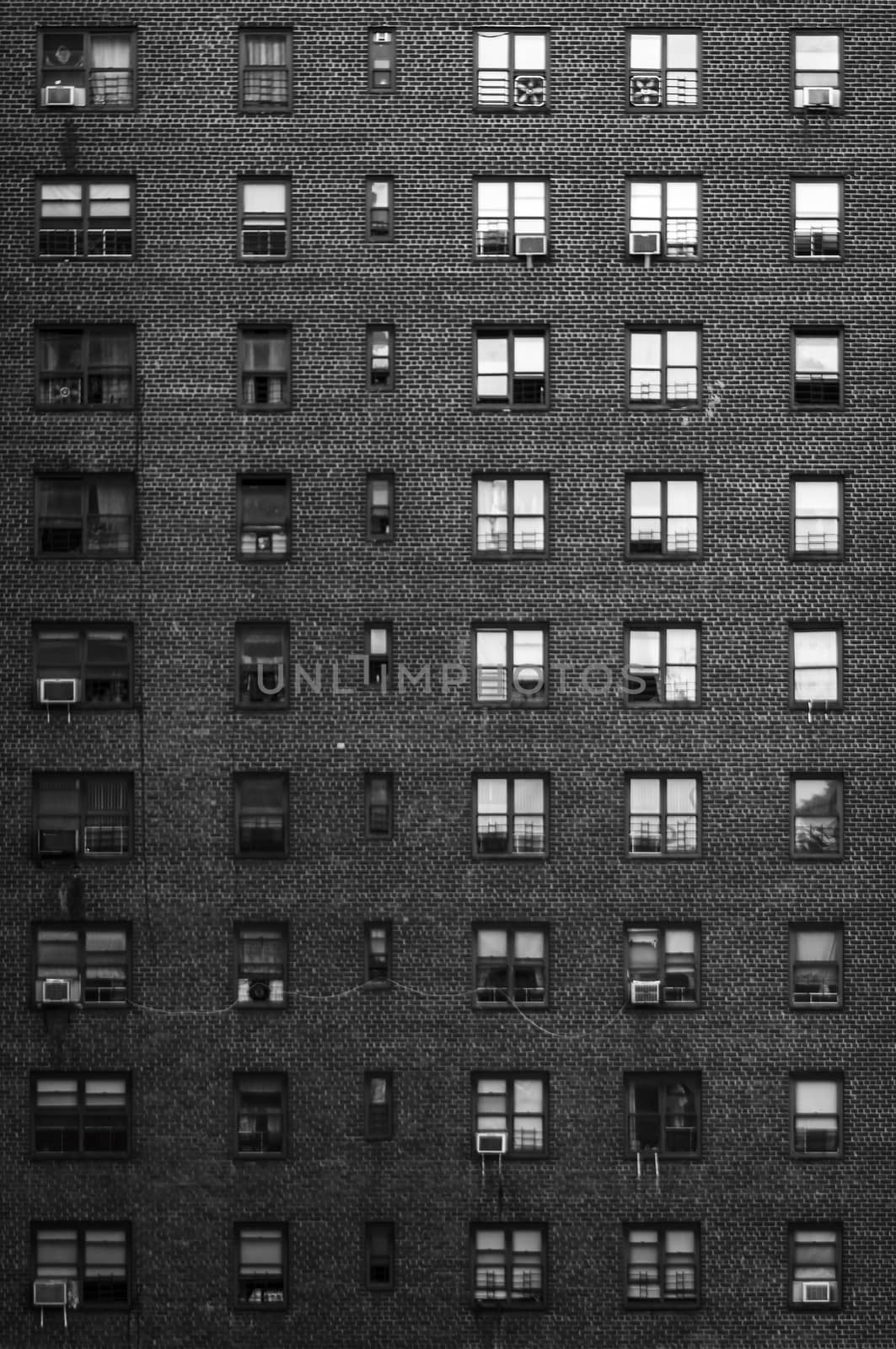 Building in NYC by patricklienin