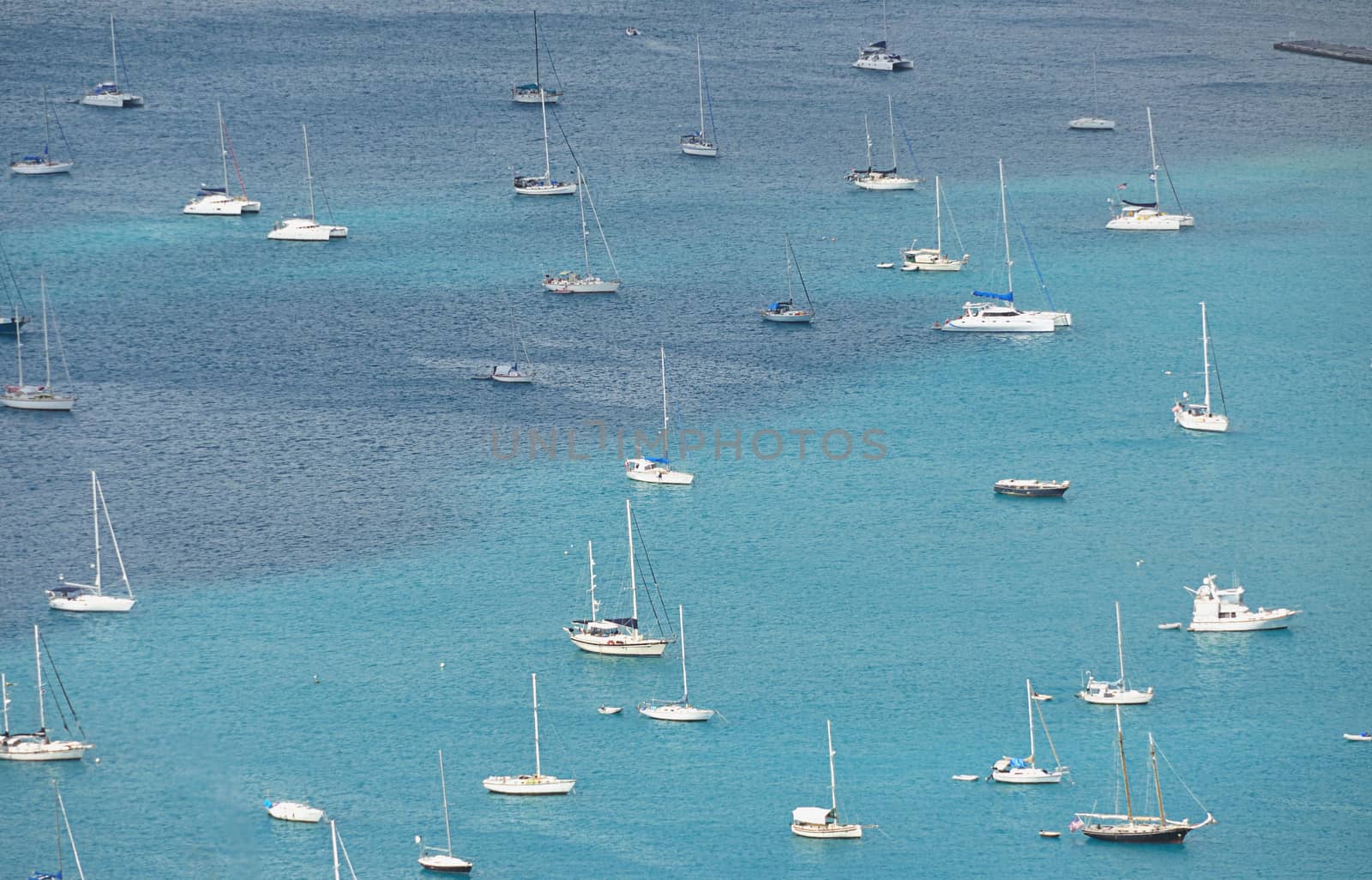 Boats staying at blue bay view from top