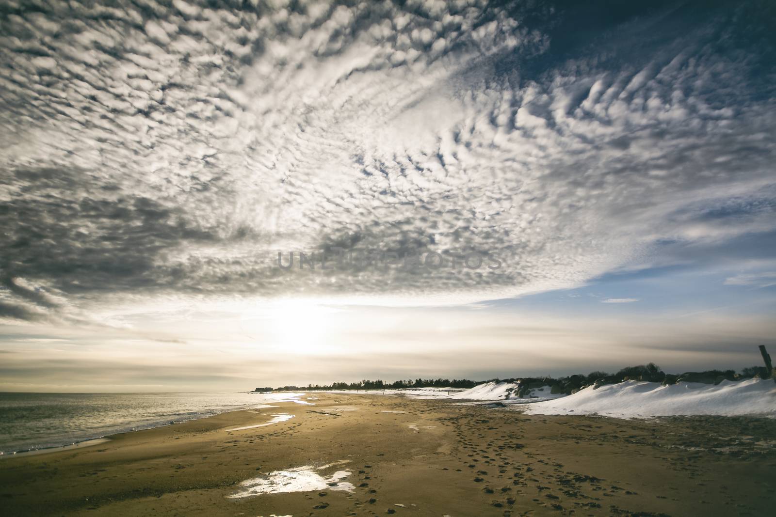 Photograph shows a coastal landscape in Rhode Island