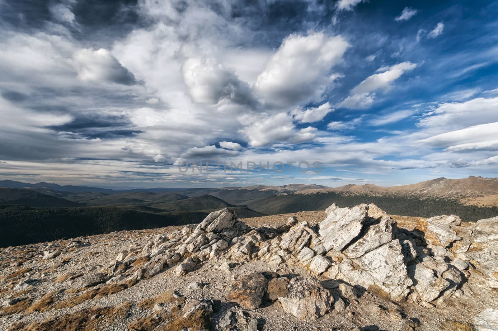 Landscape in Rocky Mountains National Park  by patricklienin