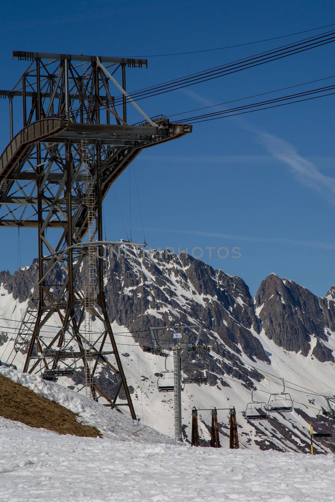 Construction for one of the biggest ski cabins in the French Alps