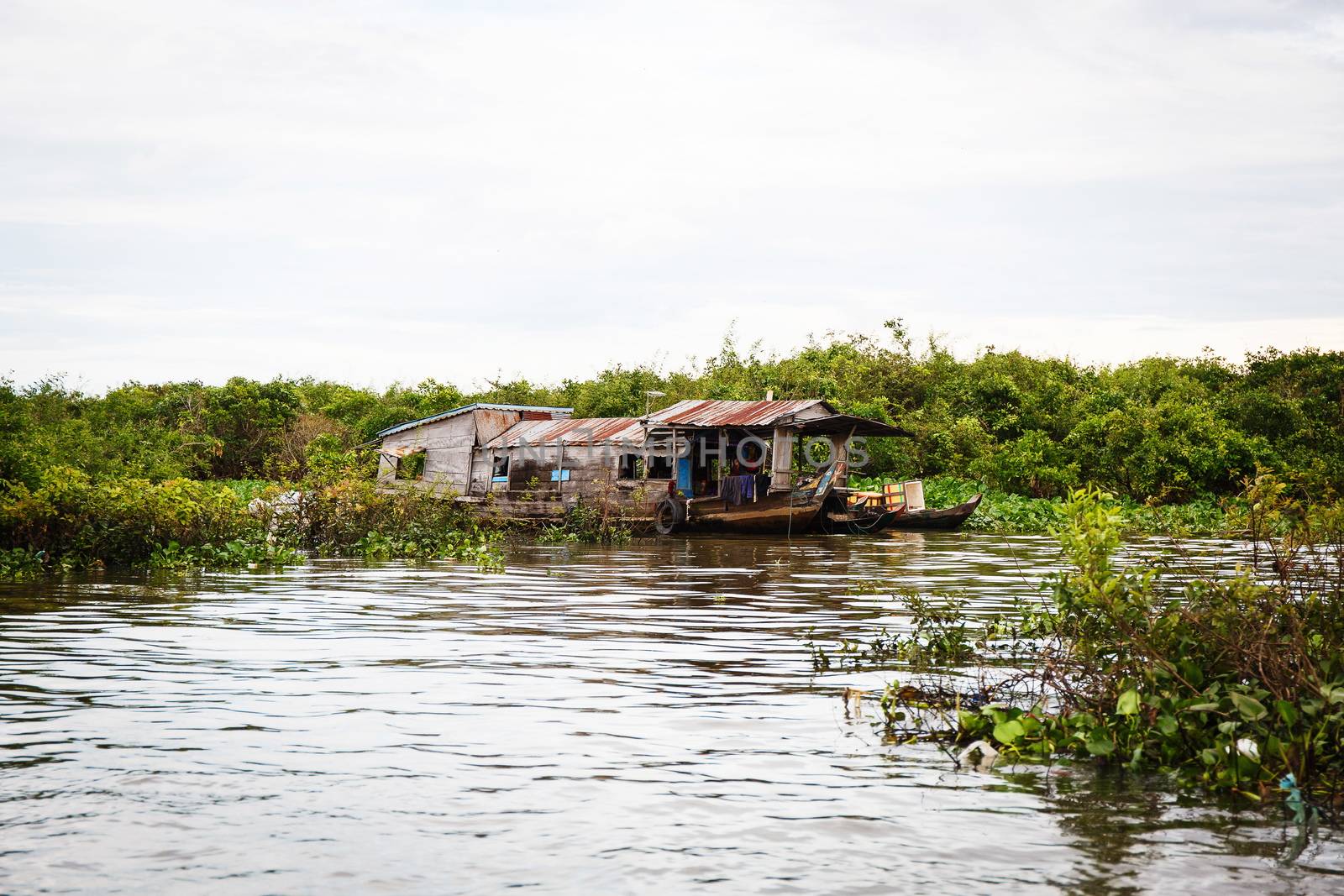 Kompong Chhang Fishing Village located on the Tonle Sap River north of Phnom Penh, Cambodia