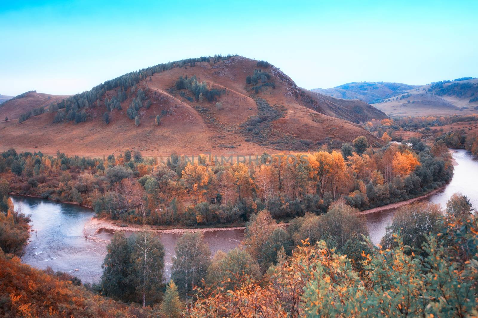 River at beauty autumn evening