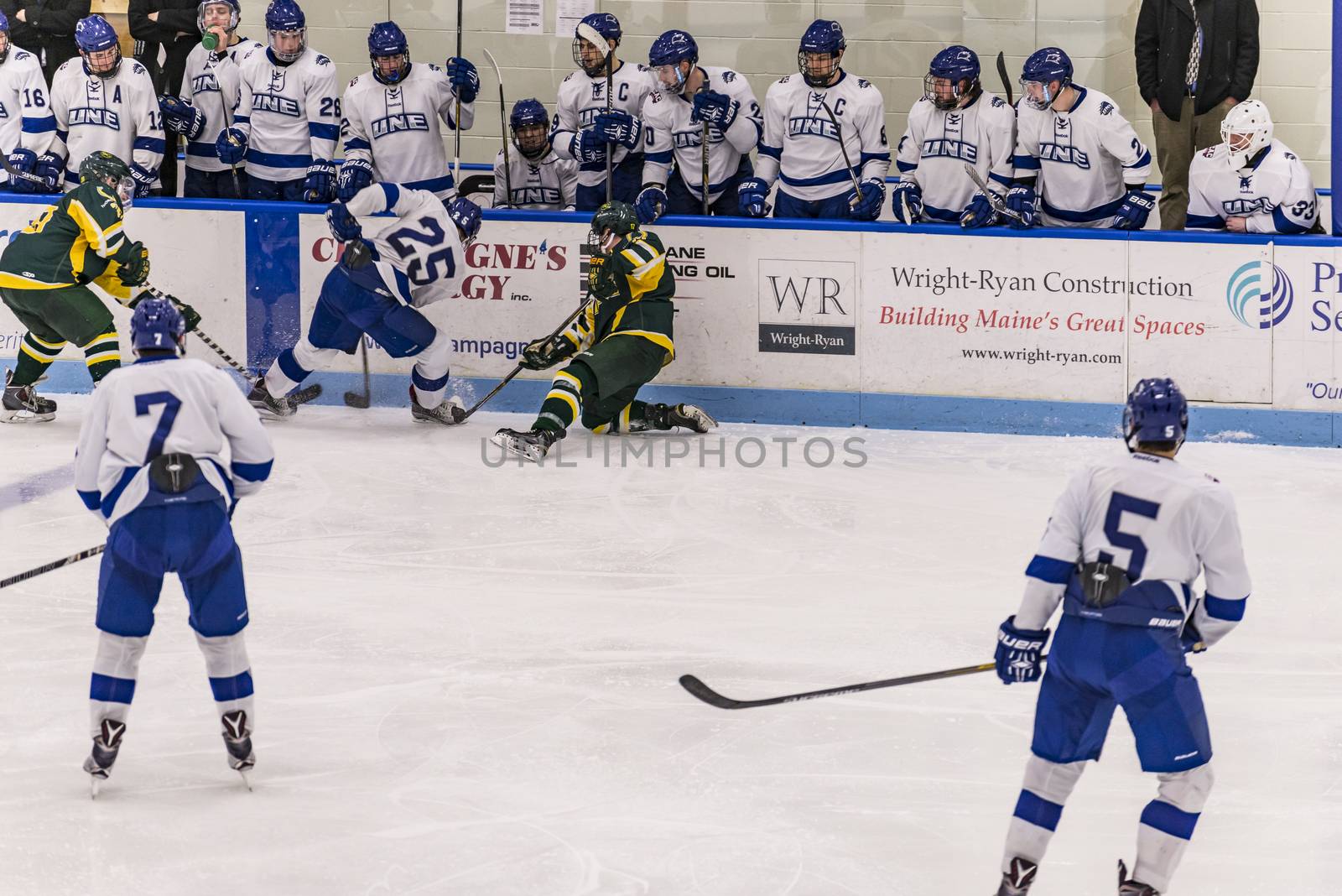 Ice Hockey games by edella