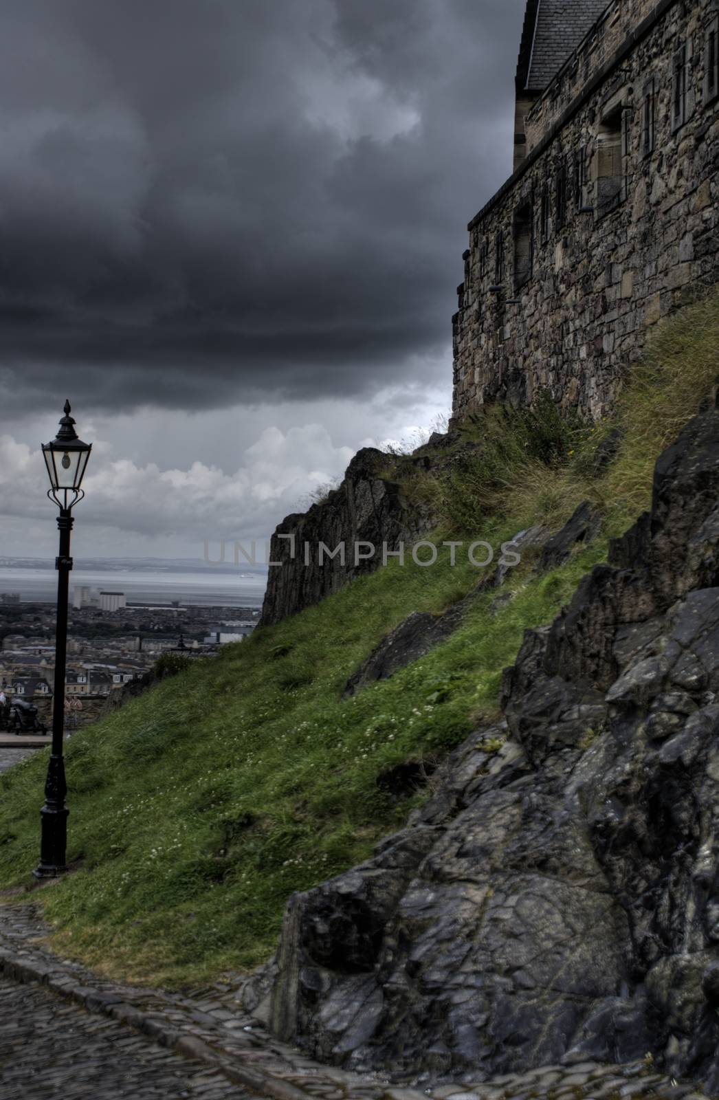 Edinburgh castle in Scotland by javax