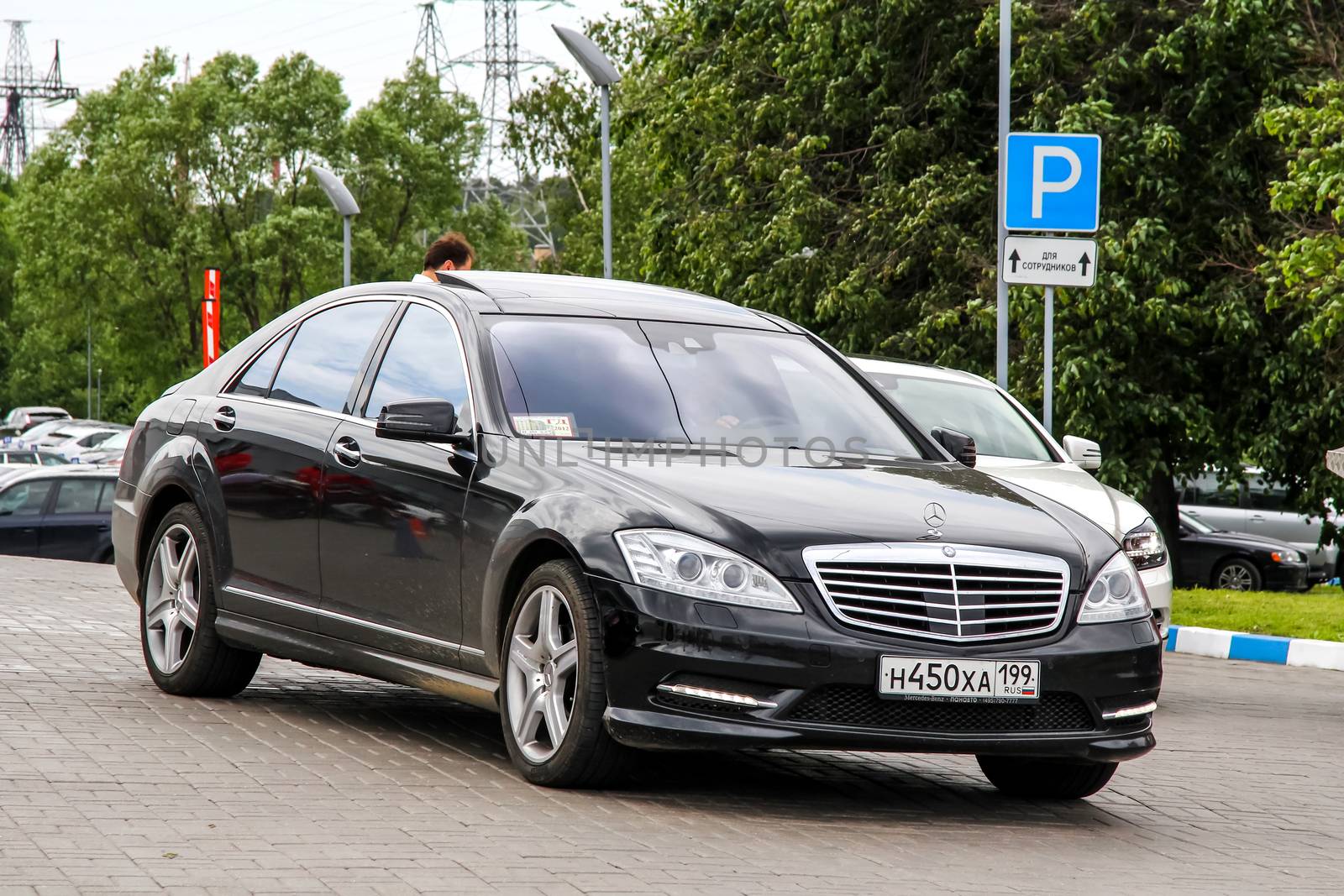 MOSCOW, RUSSIA - JUNE 2, 2012: Motor car Mercedes-Benz W221 S-class at the city street.