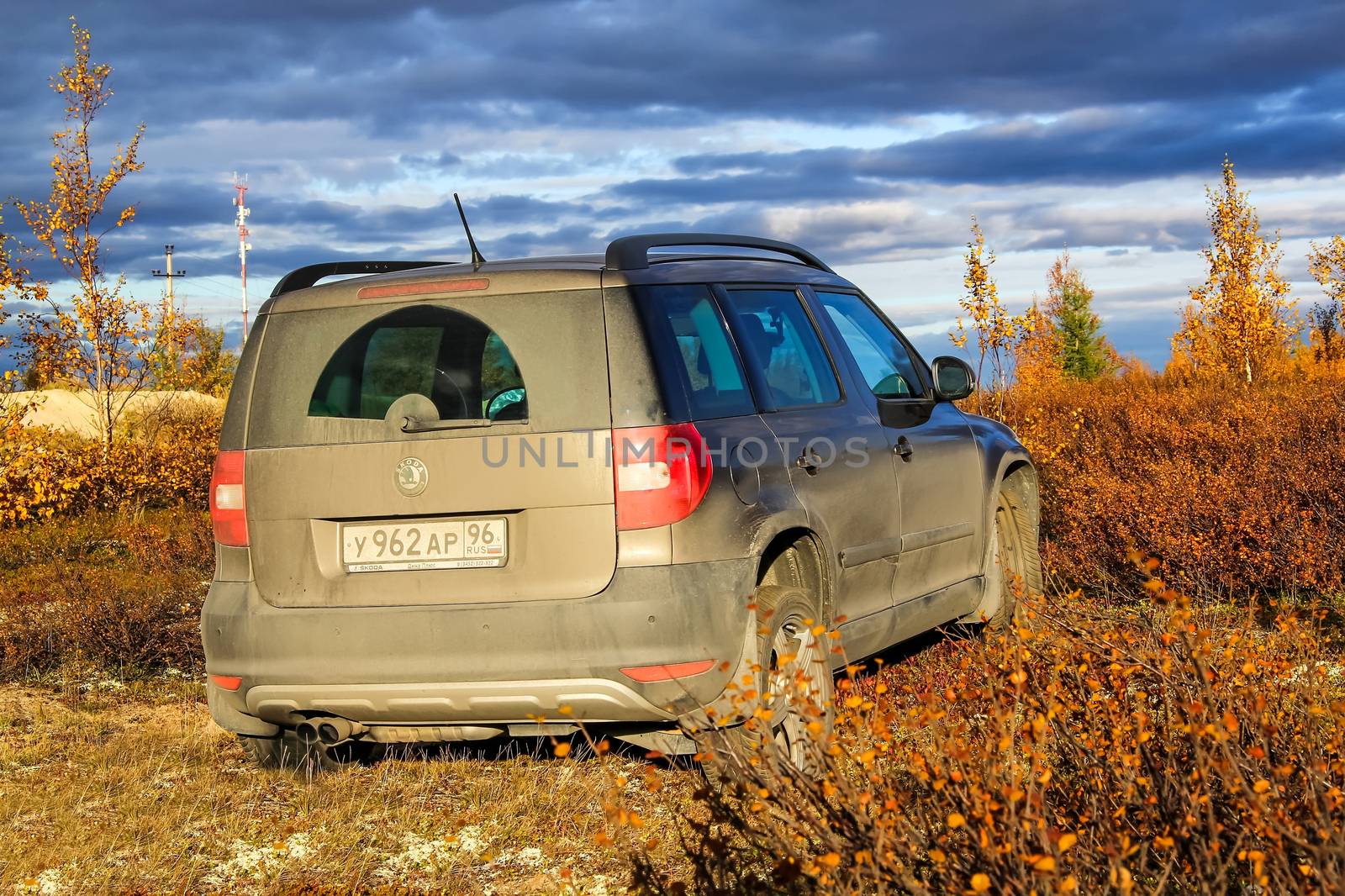 NOVYY URENGOY, RUSSIA - SEPTEMBER 5, 2015: Motor car Skoda Yeti at the countryside.