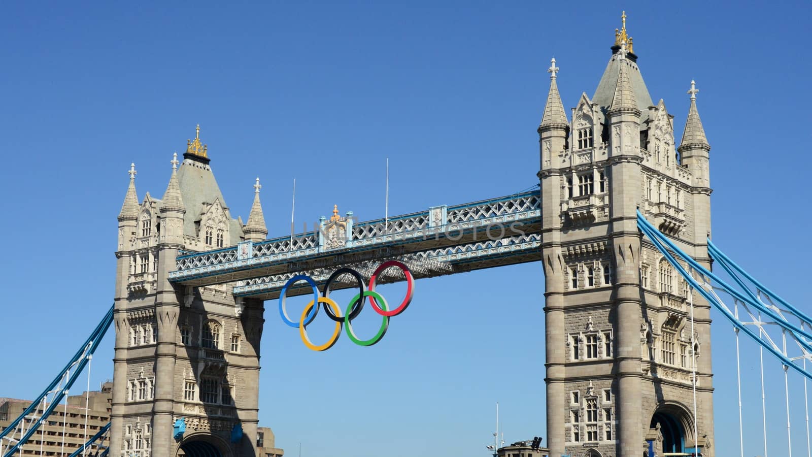 London tower bridge with olympic rings by gorilla