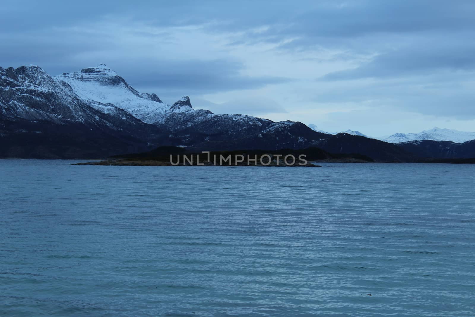 views Arctic landscape