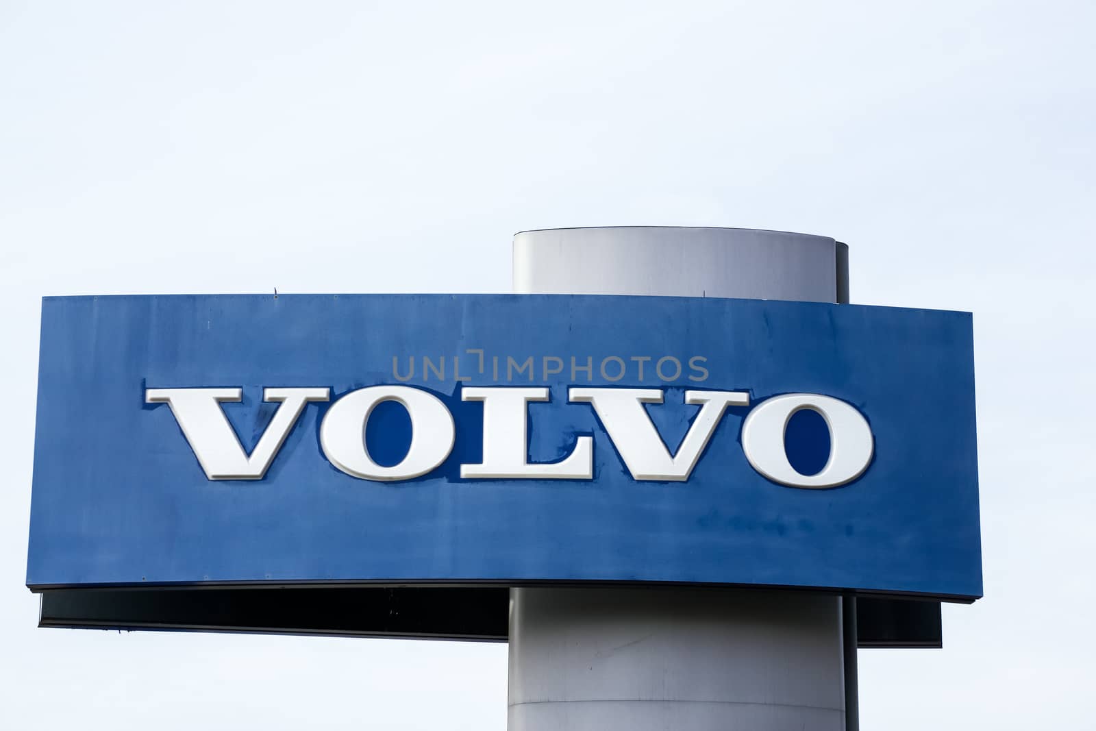 PASADENA, CA/USA - JANUARY 16, 2016: Volvo automobile dealership sign and logo. Volvo is a Swedish manufacturer of automobiles.