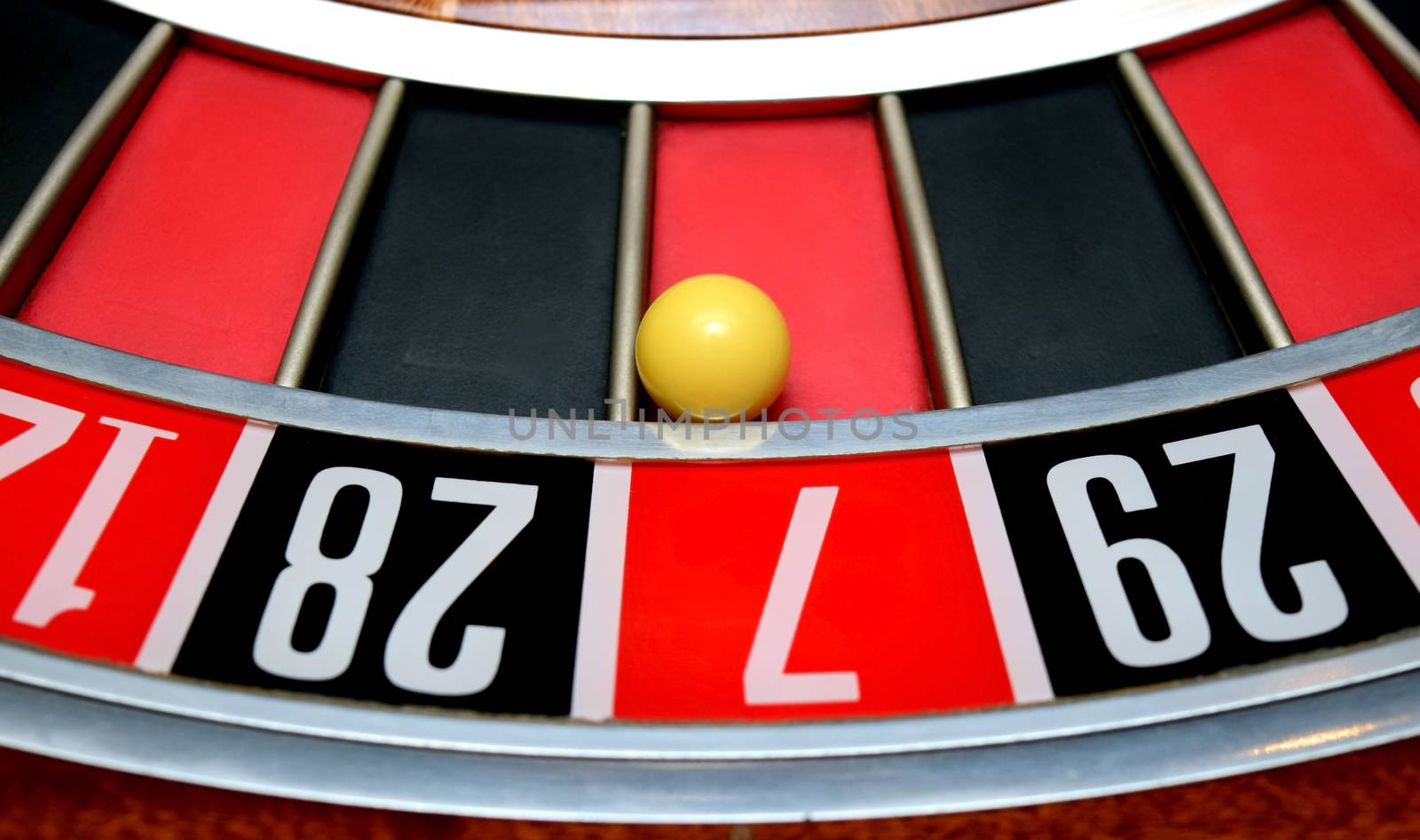 white ball in winning number seven roulette wheel