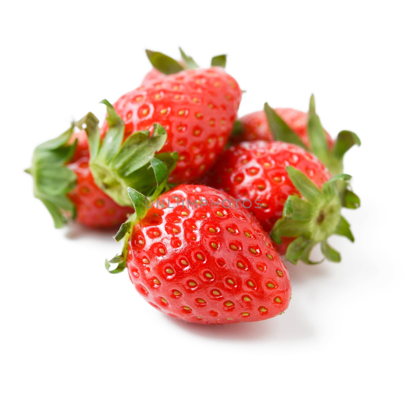 strawberry by antpkr