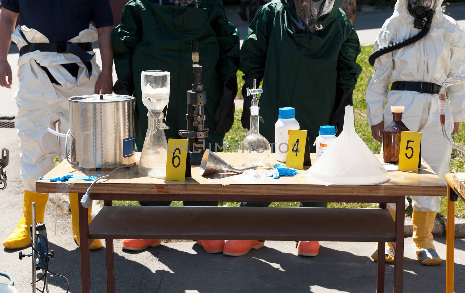 Drug enforcement team uncovers meth lab by wellphoto