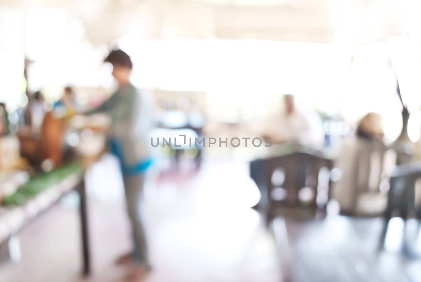 blurred background of people in restaurant