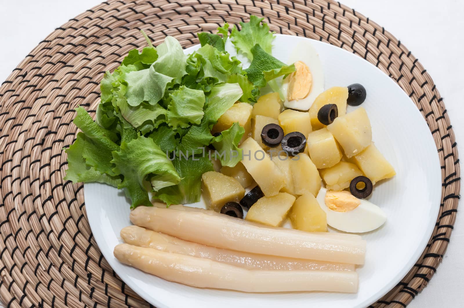 Potato salad and various ingredients by Mariamarmar