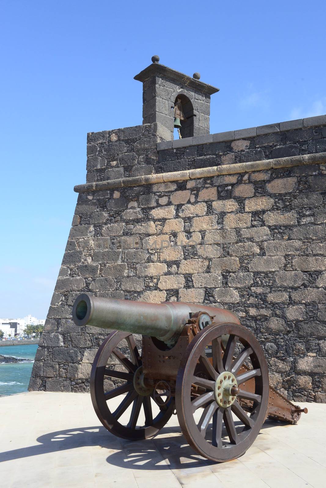 San Gabriel castle and cannon in Lanzarote