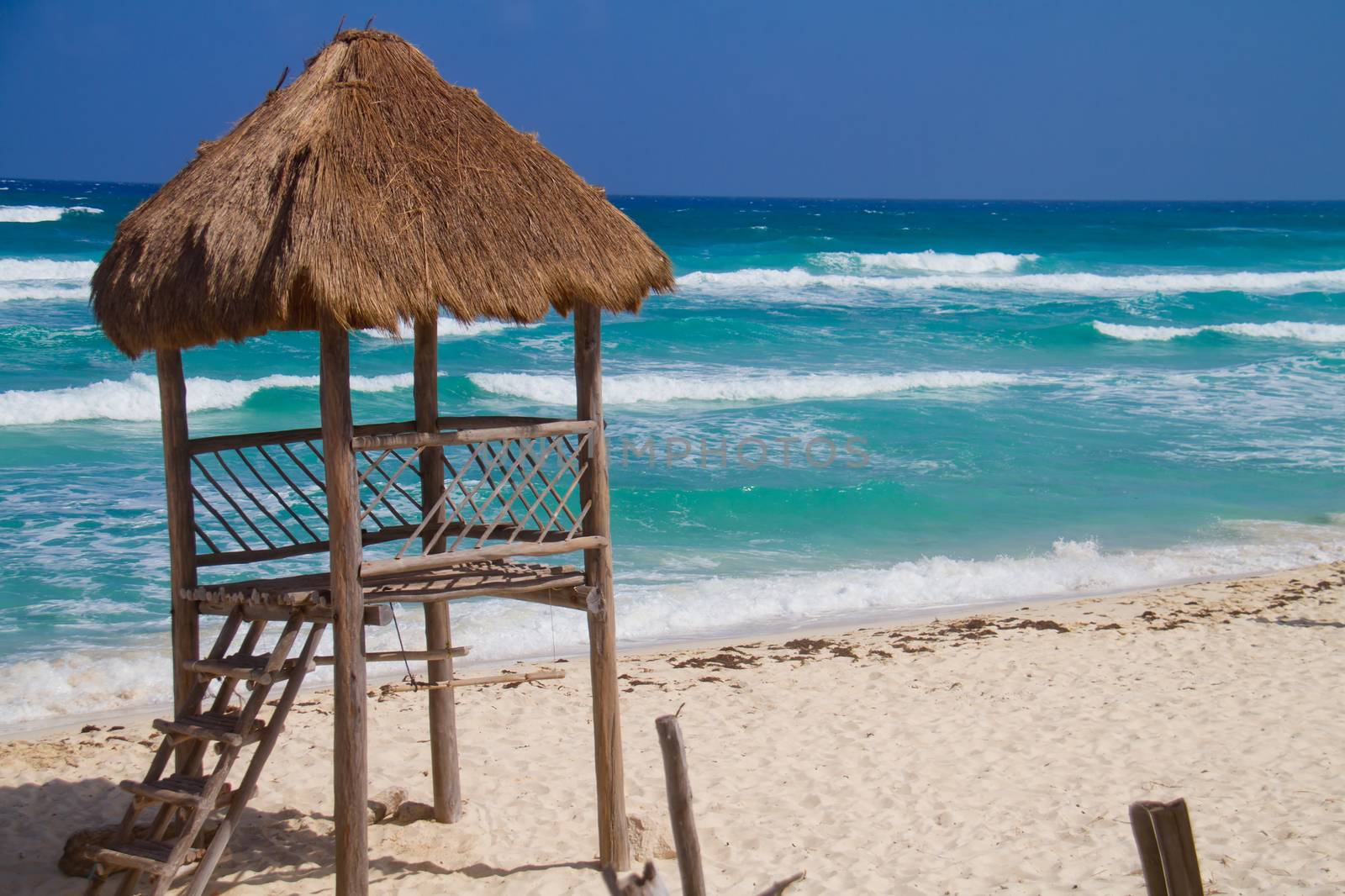 Scebe of a beach with waves (shot in Caribbean - Cozumel, Cancun, Mexico)