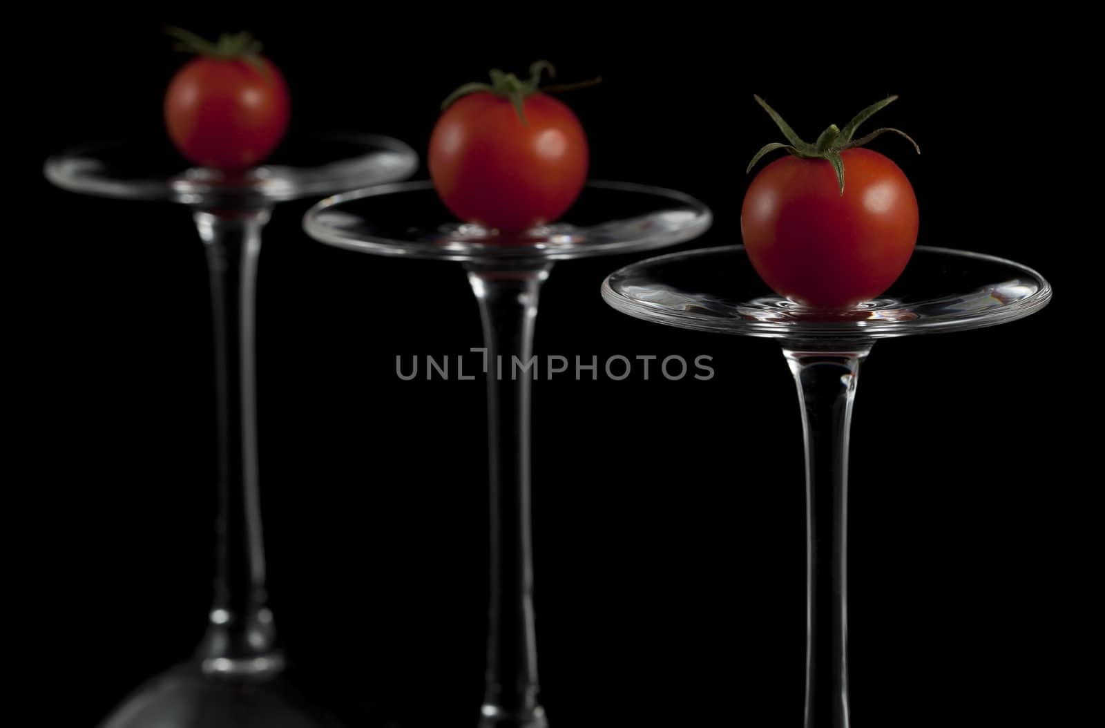 Red cherry tomatoes. by sergey_pankin