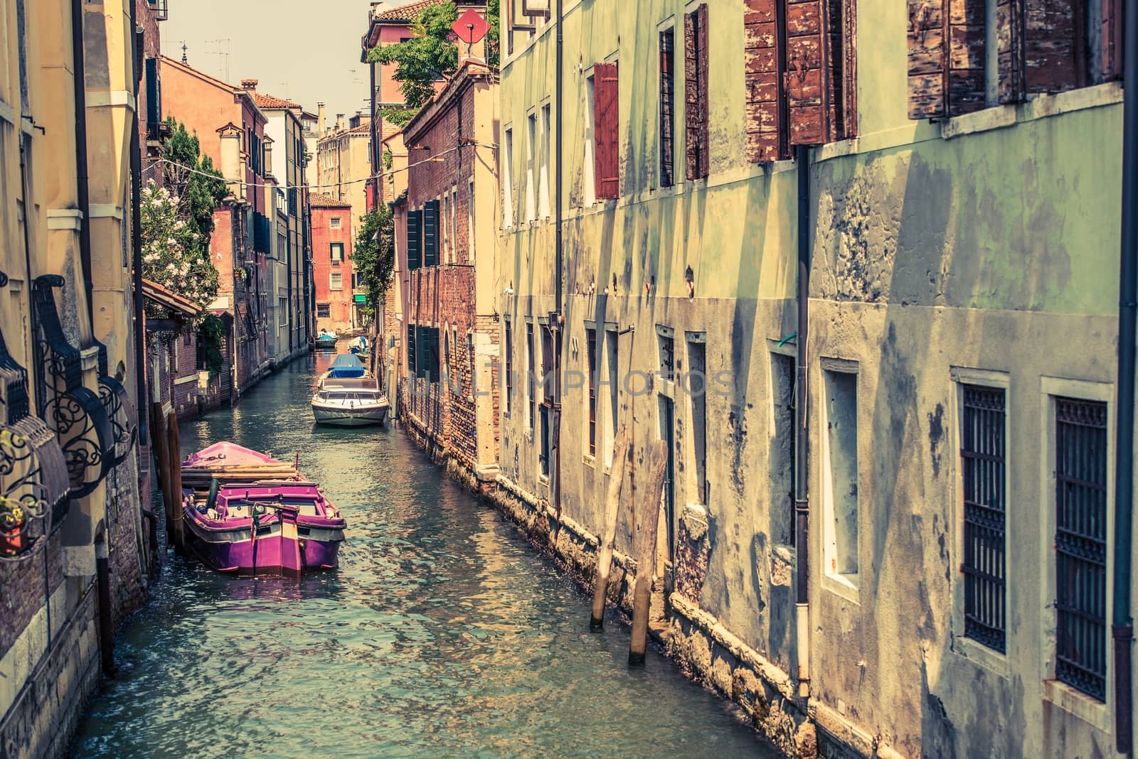 Venice Canal Architecture by welcomia