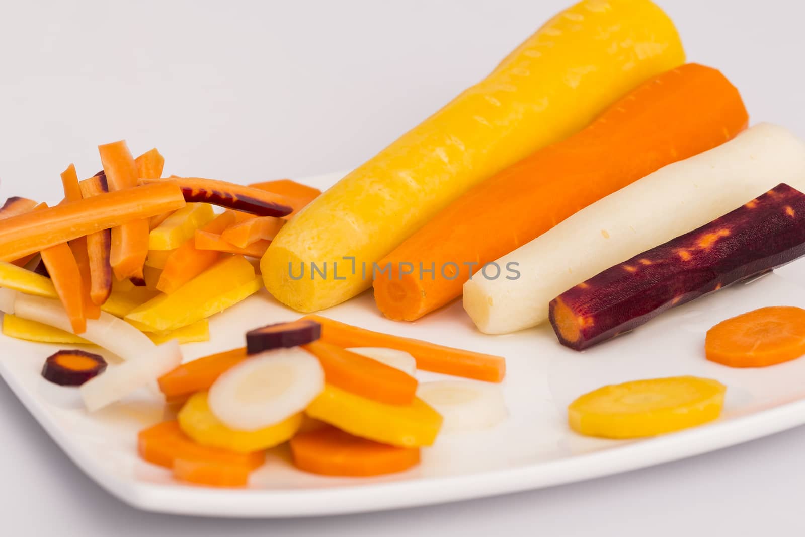 variety of raw carrots, vitamines, diet and health