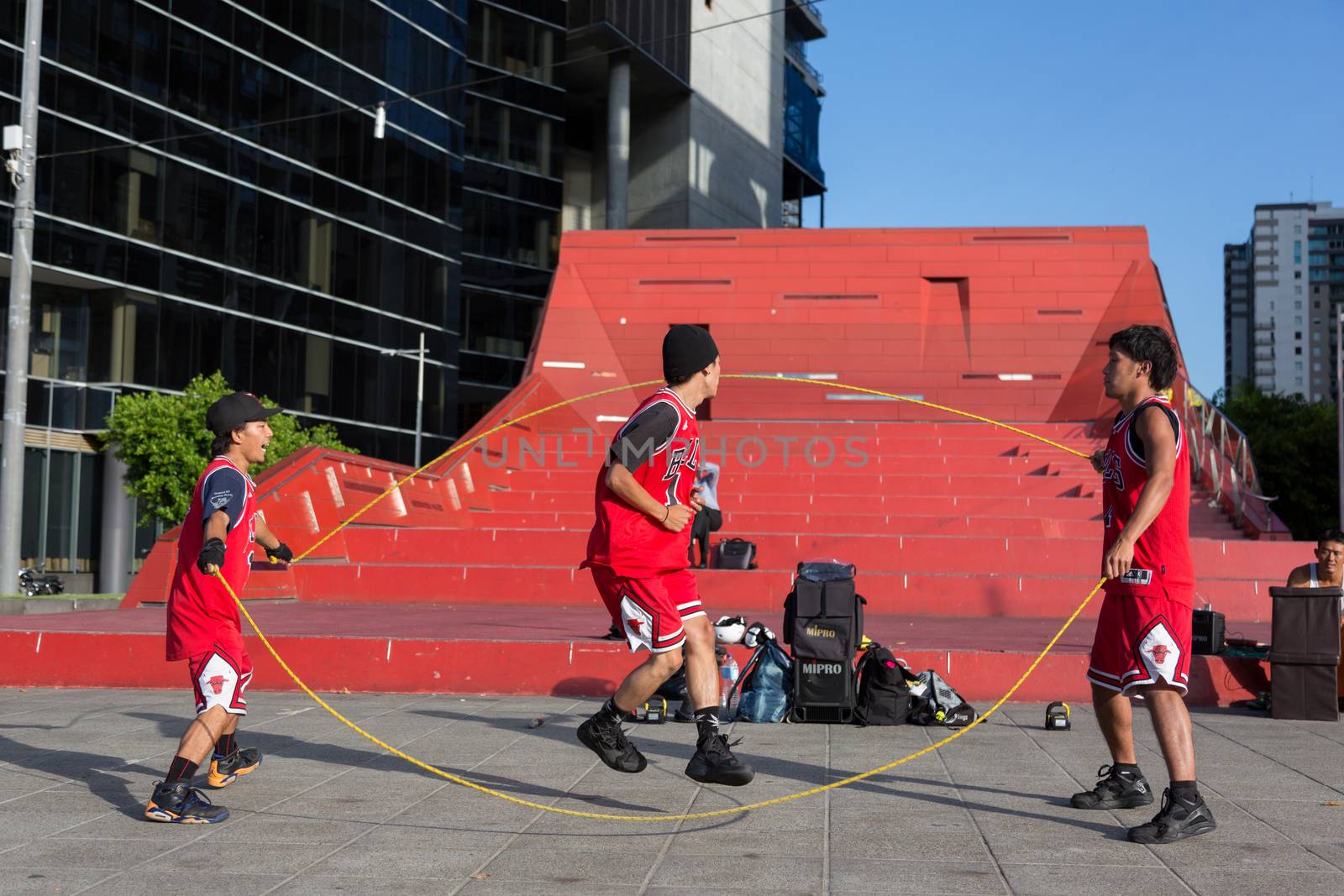 MELBOURNE/AUSTRALIA - JANUARY 22: Street performers entertaining crowds in Southbank during the 2016 Australian Open tennis tournament.