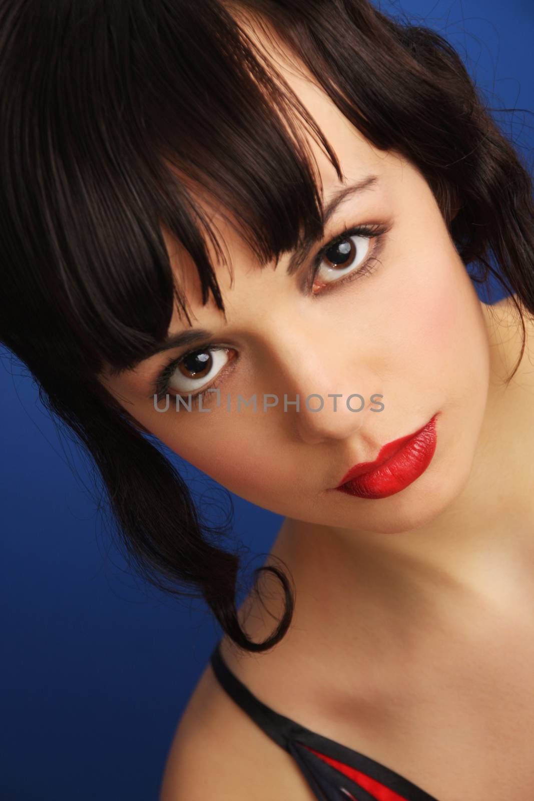 Portrait of an tractive elegant young woman.
