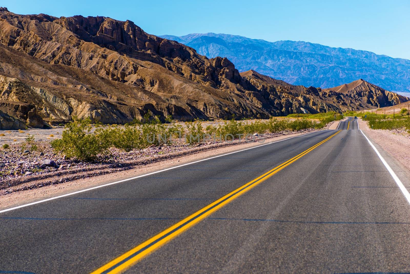 Southern California Desert Highway near Death Valley. United States.