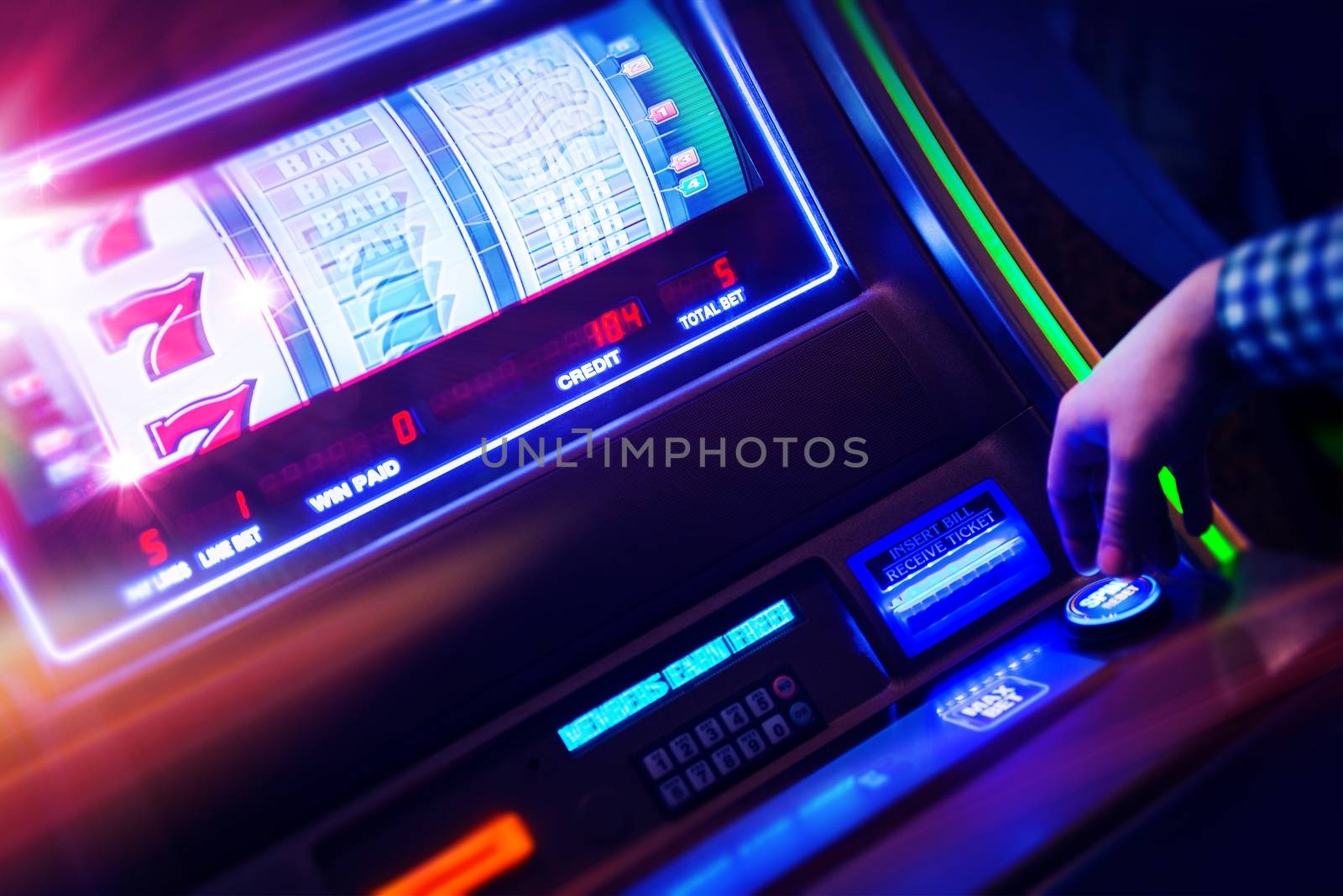 Casino Slot Machine Player by welcomia