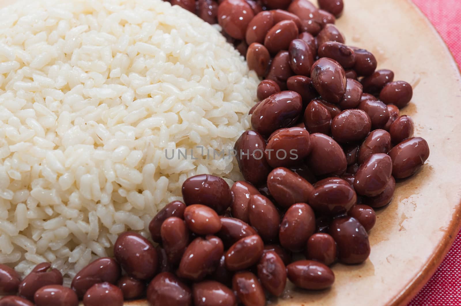 Rice dish with red beans by Mariamarmar