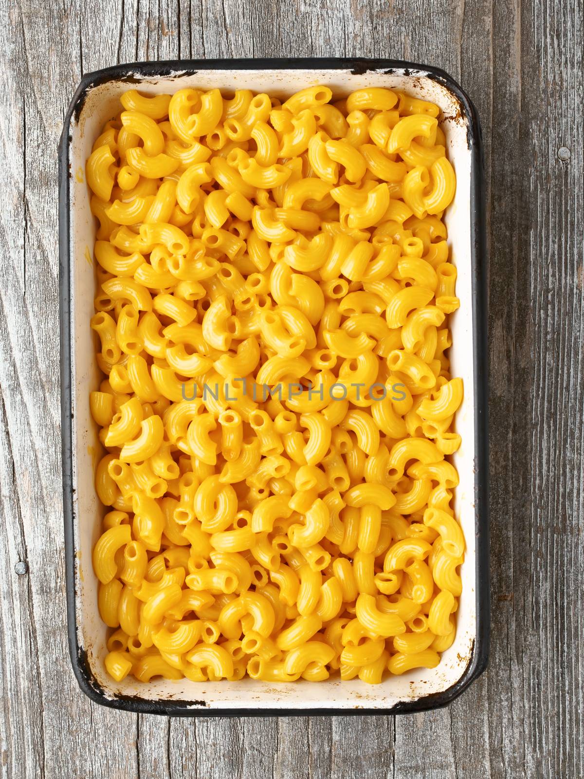 close up of rustic macaroni and cheese