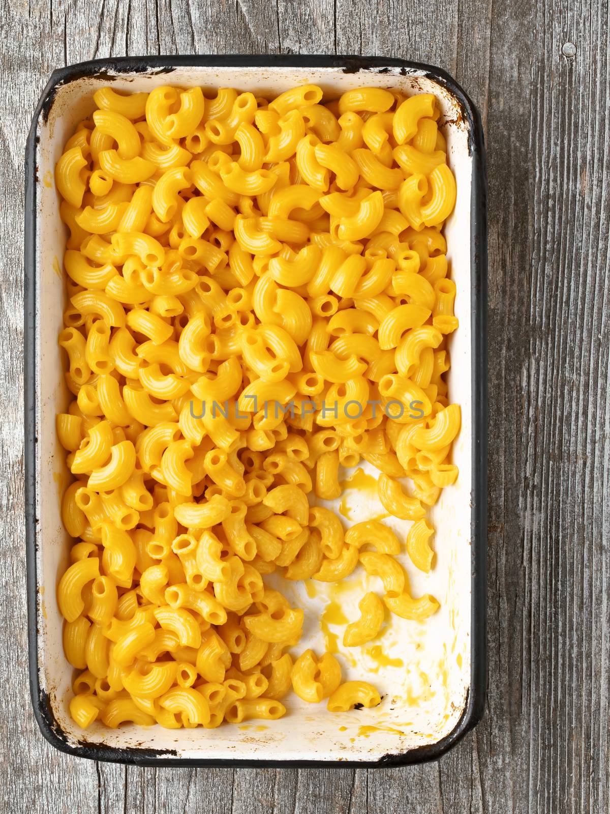 close up of rustic macaroni and cheese