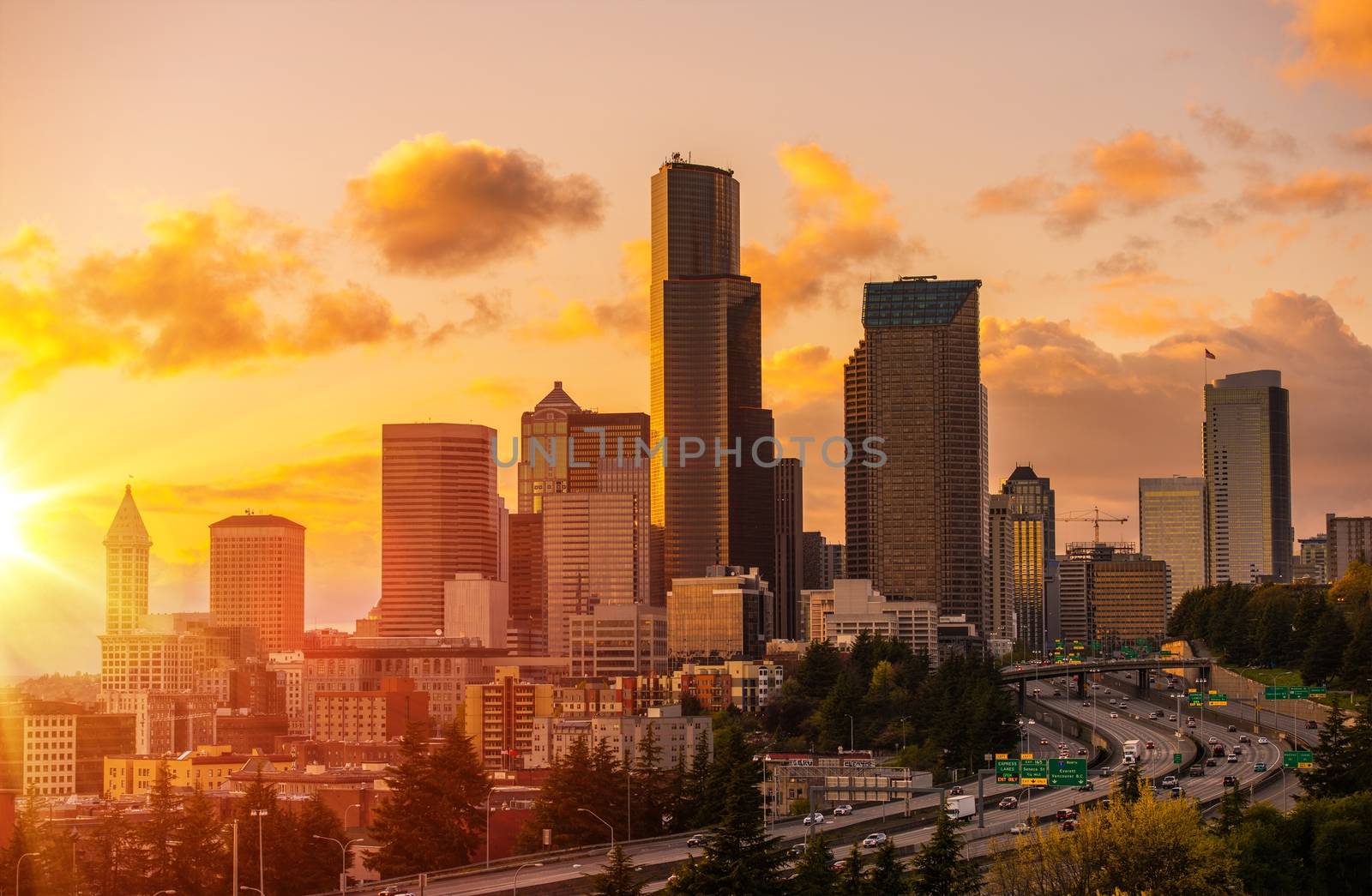 Seattle Scenic Sunset with Colorful Clouds. Seattle, Washington, United States.