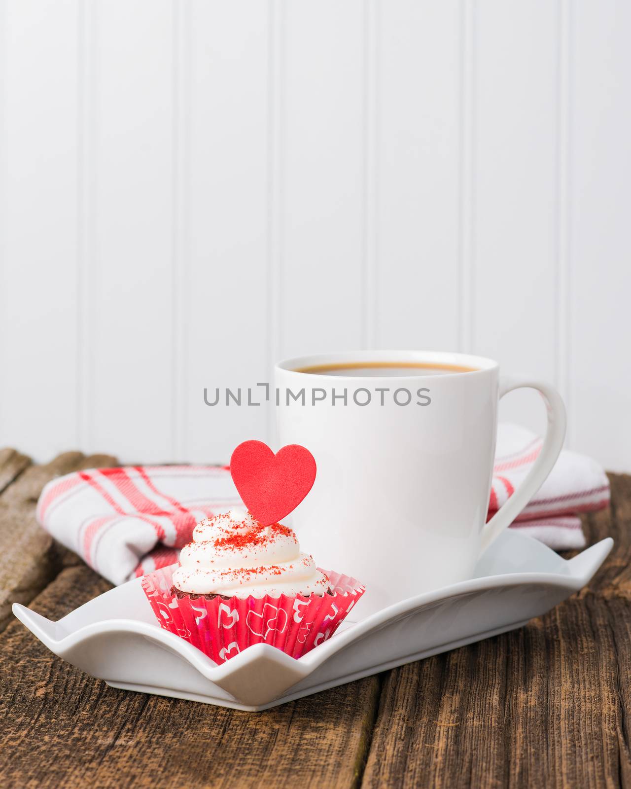 Valentines Cup Cake by billberryphotography