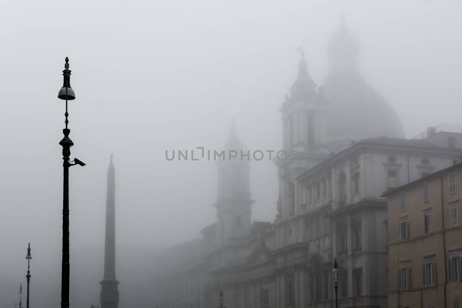 Rome in the fog by rarrarorro