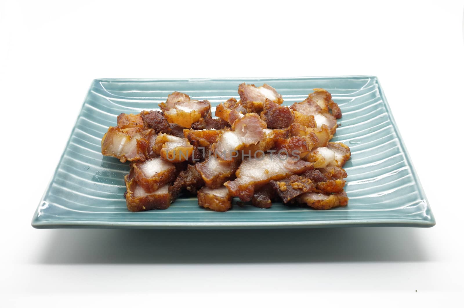 Deep fry pork with garlic and pepper