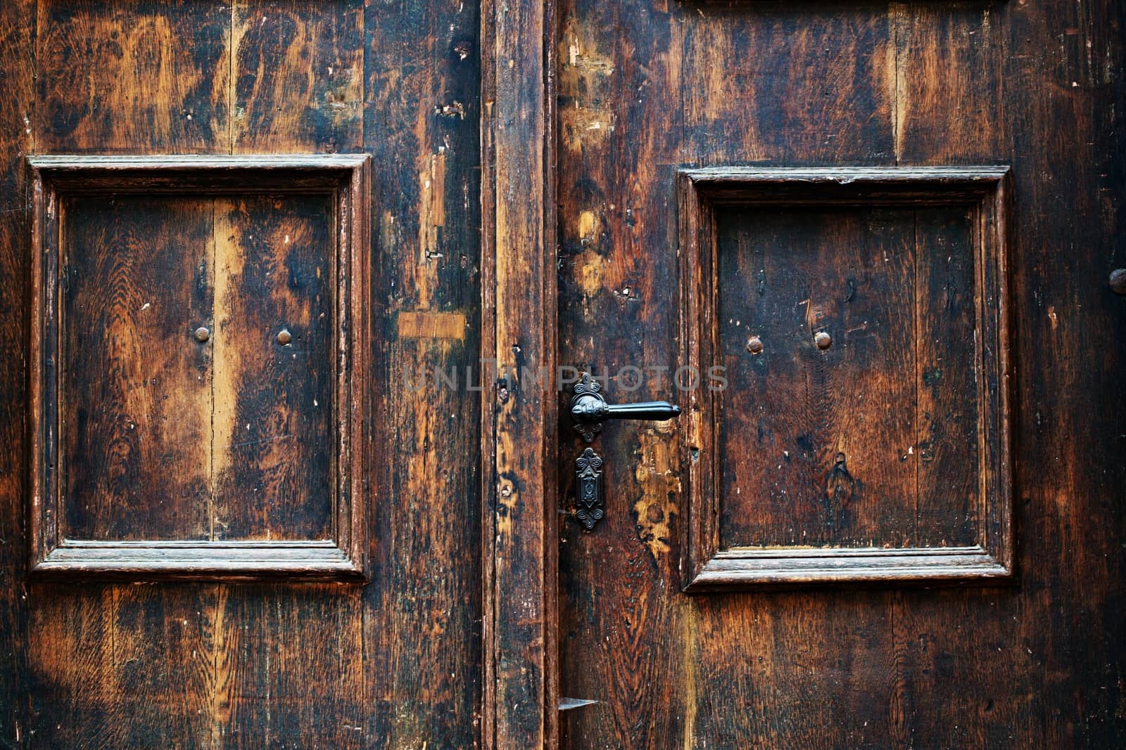vintage door in Prague city center