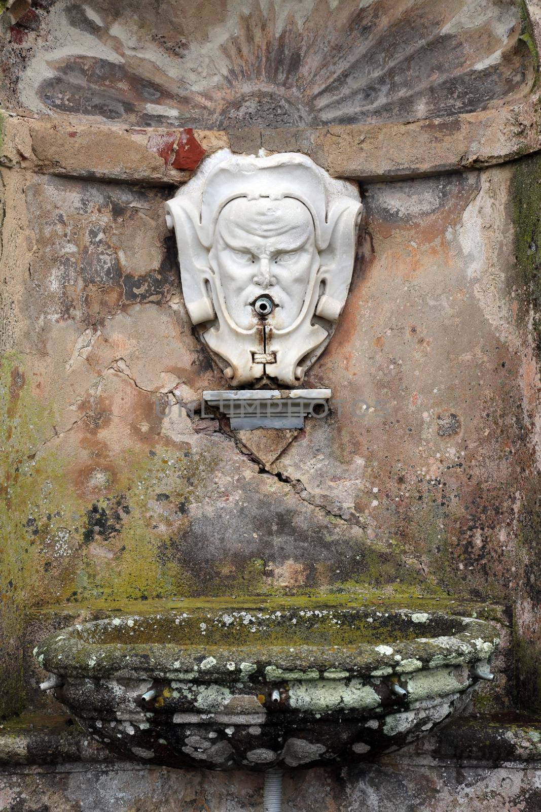 Garden fountain