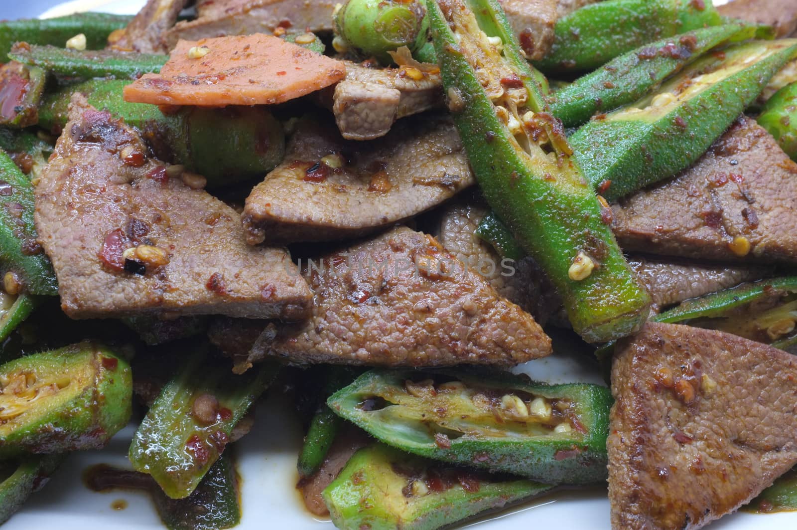 Stir fried pork liver with okra, lady's finger