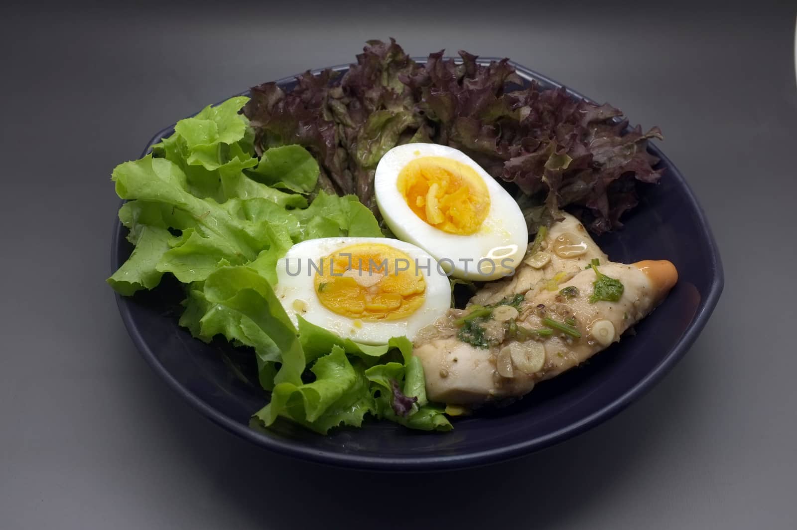 Salad with chicken and egg