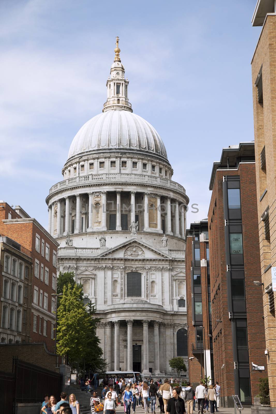 St Paul's Cathedral by Aarstudio